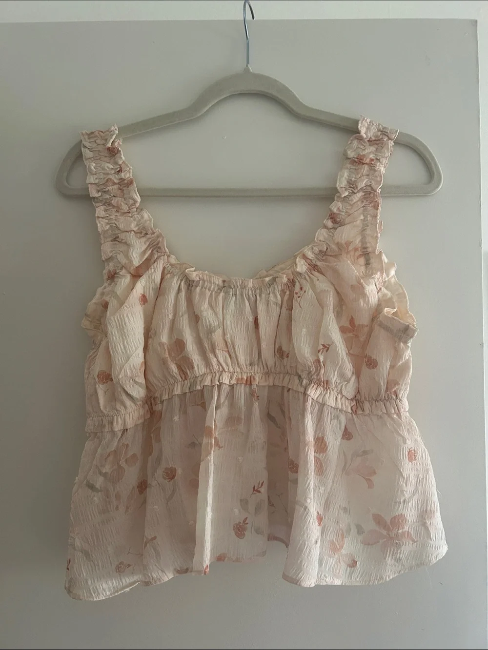 Sheer Blush Floral Ruffle Tank Top - Picture 2 of 3